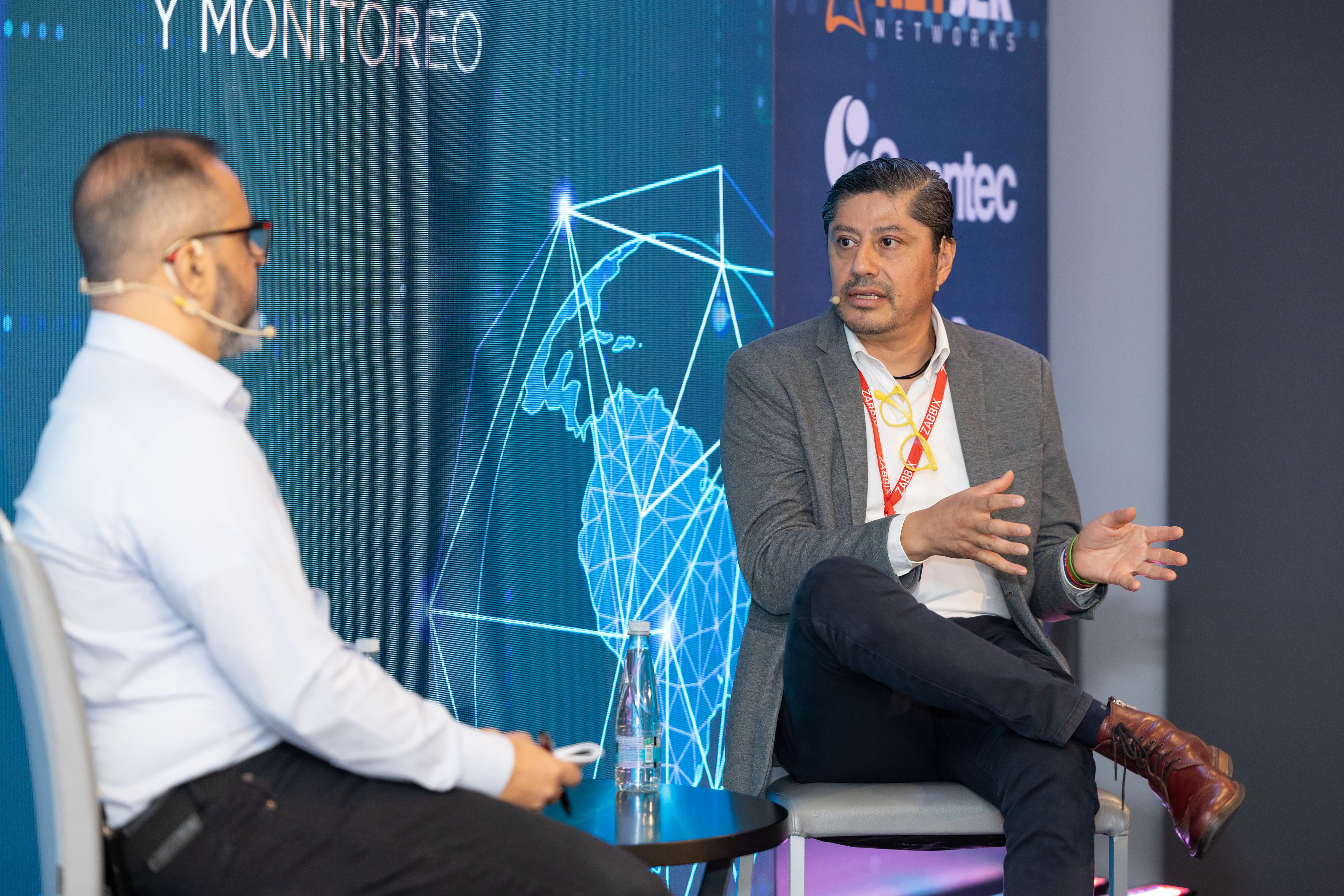 Samuel Germán en Panel de Discusión: Gestión de la infraestructura On-Premise/Digital, datos y monitoreo